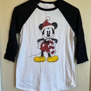 Mickey Christmas raglan tee